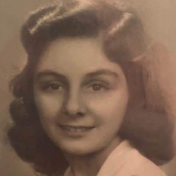 Welcome to Chicklassique!! - Picture 1 of 16